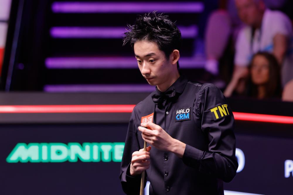 田径明星西姆巴的成长之路与赛场辉煌瞬间揭秘